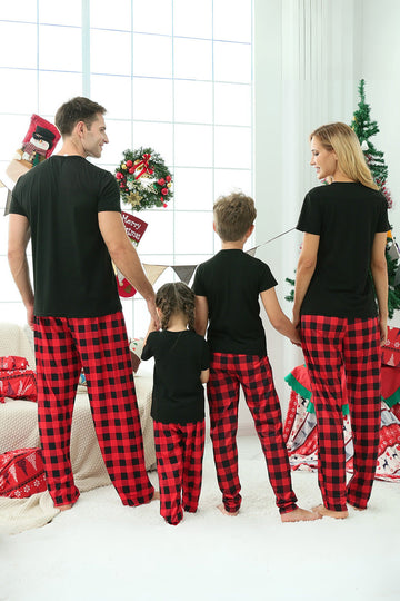 Pijama navideño familiar a cuadros negros y rojos con mangas cortas